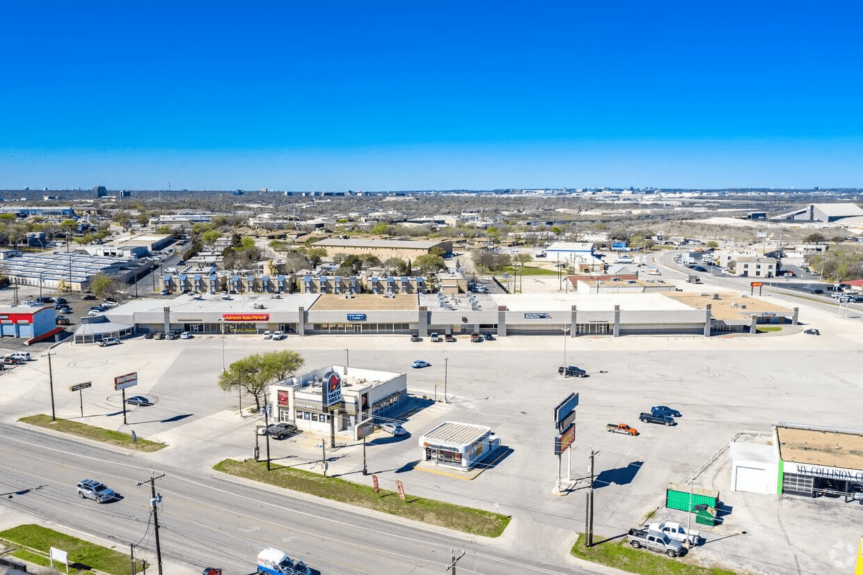 Davidson Properties | Perrin Plaza Perrin Beitel Rd. San+Antonio TX 78217
